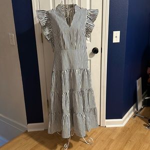 Entro Ruffle Dress with Pockets NWT medium